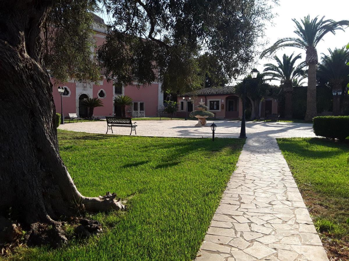 Hotel Lady Lusya Cassibile Exterior photo
